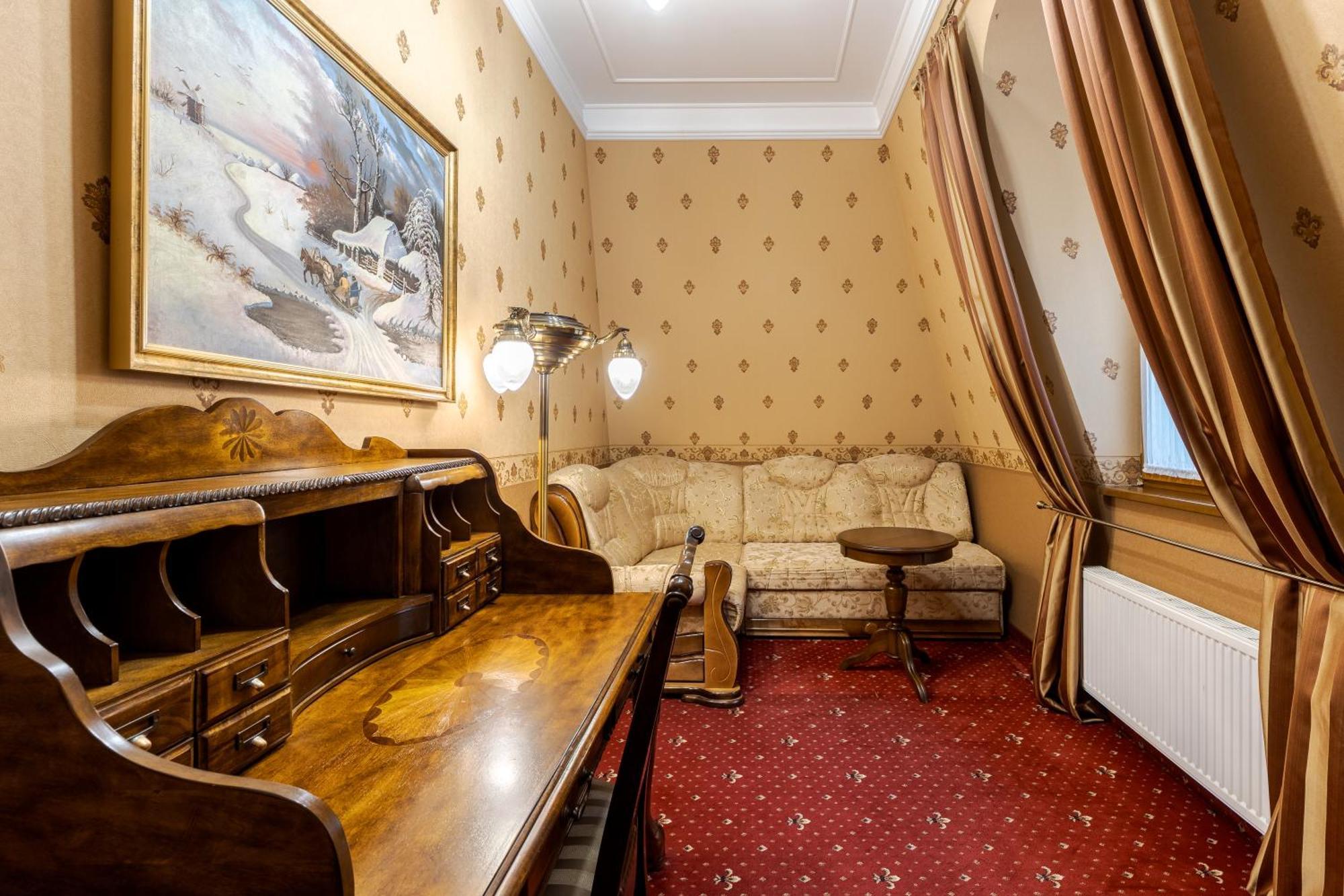 Luxury Boutique Andreevskiy Лвив Екстериор снимка